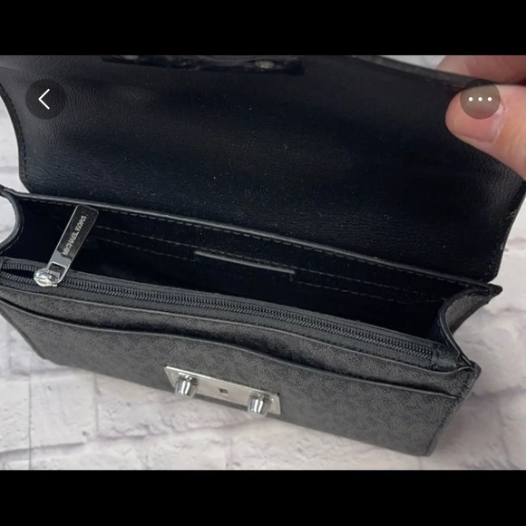 Michael Kors Rose Chain crossbody - Picture 5 of 11